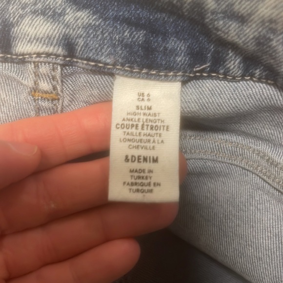 H&M Straight Leg Acid Wash Jeans - Picture 7 of 8
